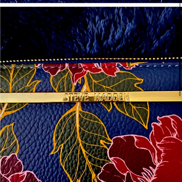 Brand new women’s wallet - Picture 3 of 5